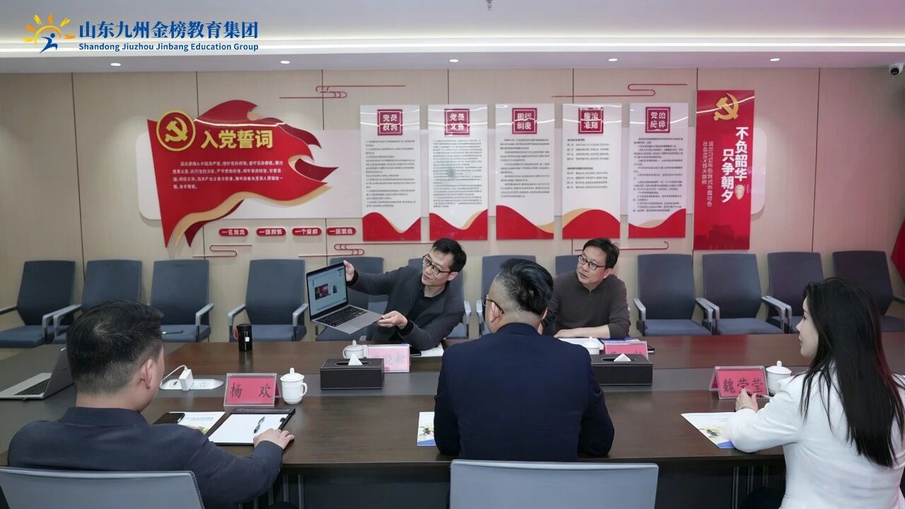 8b2f89cc3b7dd1376deca2eb6d3dcf86.jpg 8b2f89cc3b7dd1376deca2eb6d3dcf86.jpg